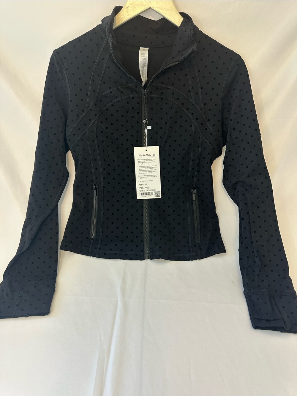 Women’s Black Polka Dot Zip-Front athletic Jacket